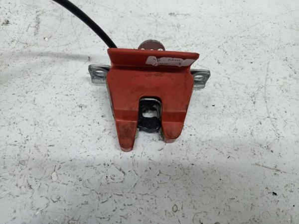 GACHE DE HAYON VW FOX 2005-2009 - Vue 2